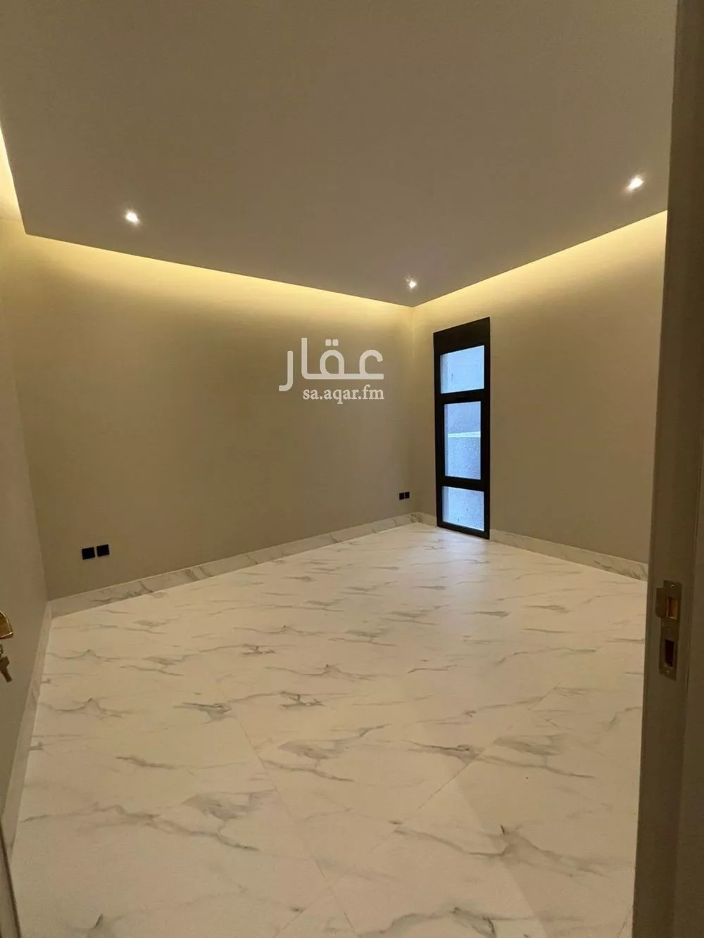 دور 4 غرف في العارض 2