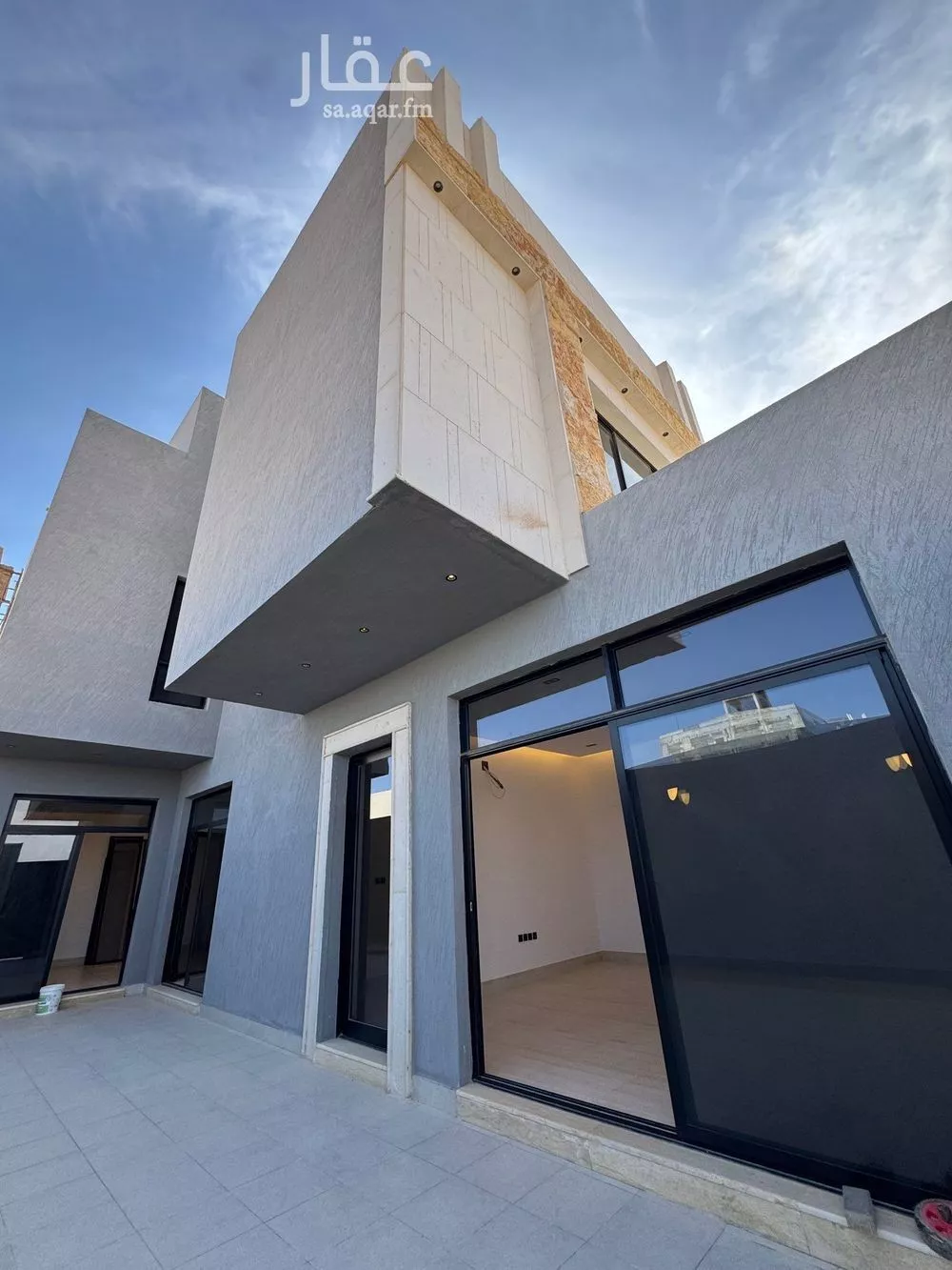 4 bedroom floor in Al Rimal 2