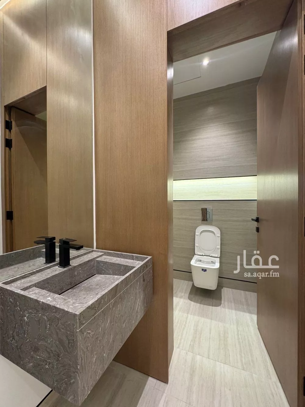 4 bedroom floor in Al Aridh 5