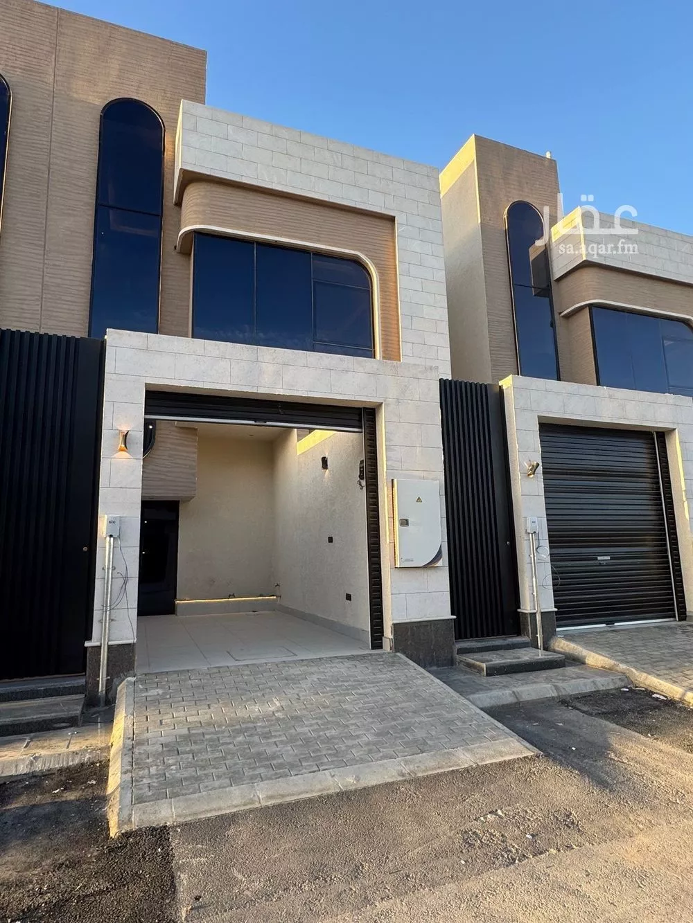 فيلا 5 غرف في العارض 2