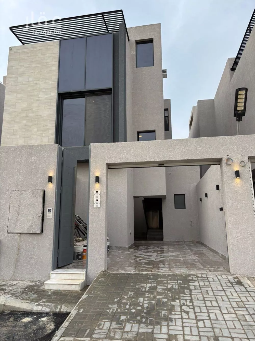 4 bedroom floor in Al Aridh 3