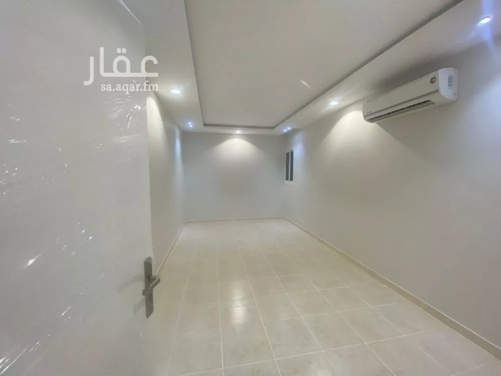4 bedroom apartment in Al Sahafah, Riyadh 6