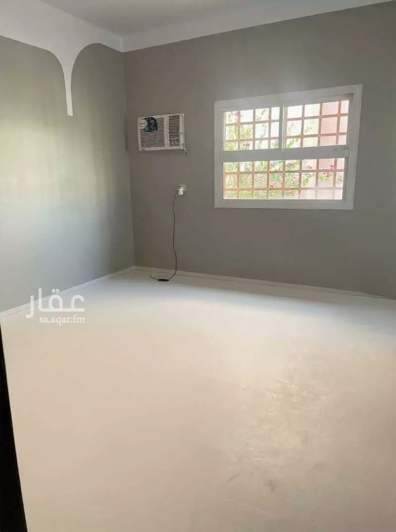 3 bedroom floor in Al Rabie 3