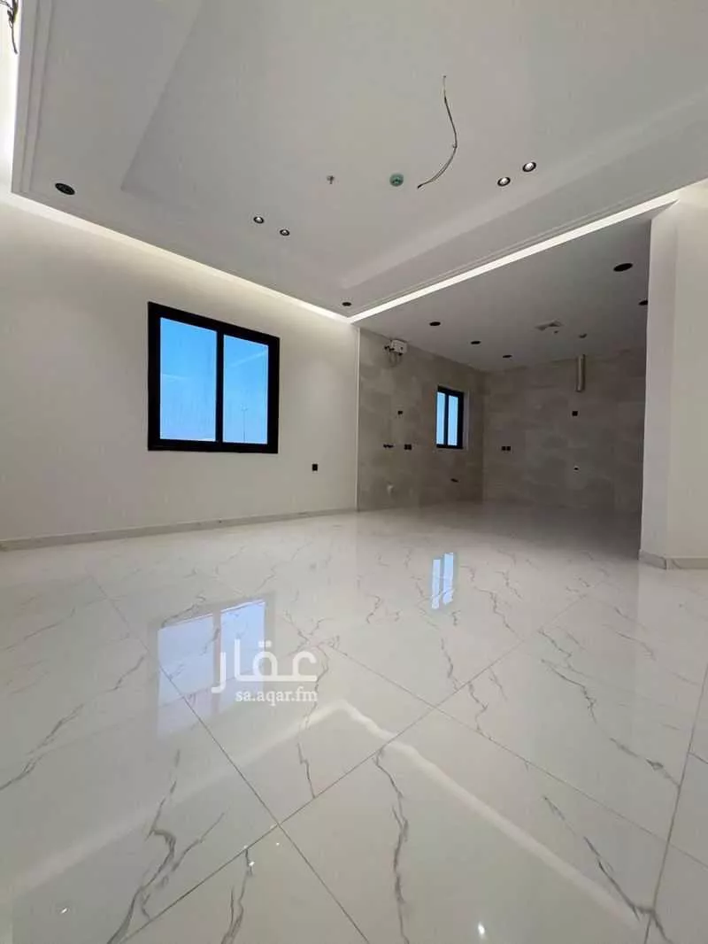 شقة 5 غرف في الحمرا 2