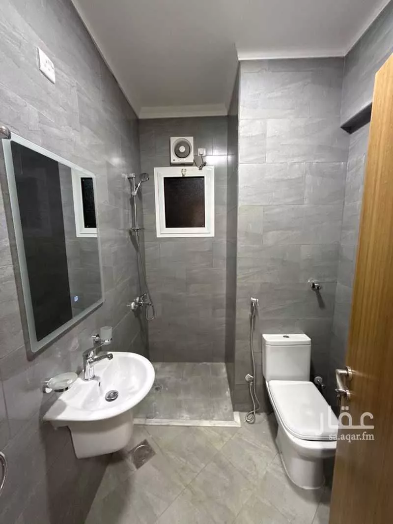 شقة 5 غرف في الفلاح، جدة 17