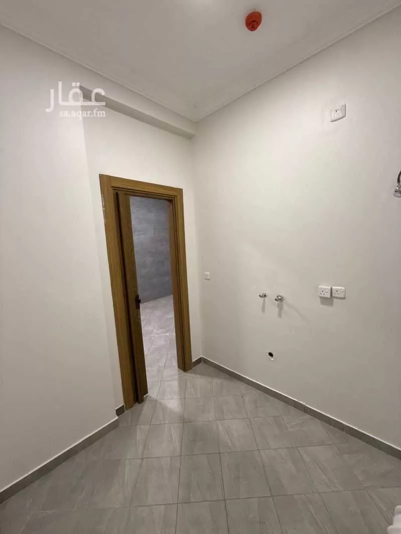 شقة 5 غرف في الفلاح، جدة 7