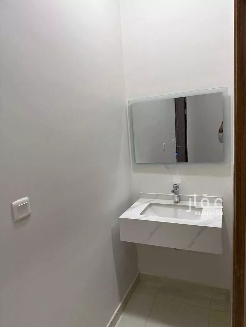 شقة 5 غرف في الفلاح، جدة 21