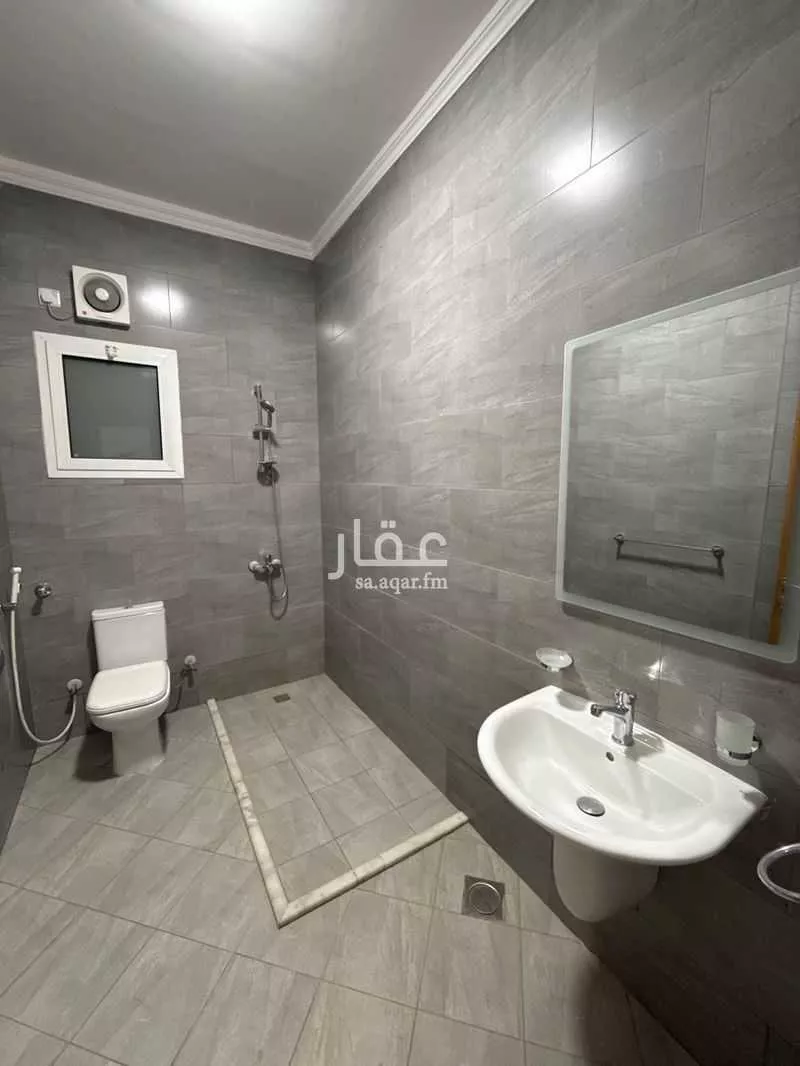 شقة 5 غرف في الفلاح، جدة 19