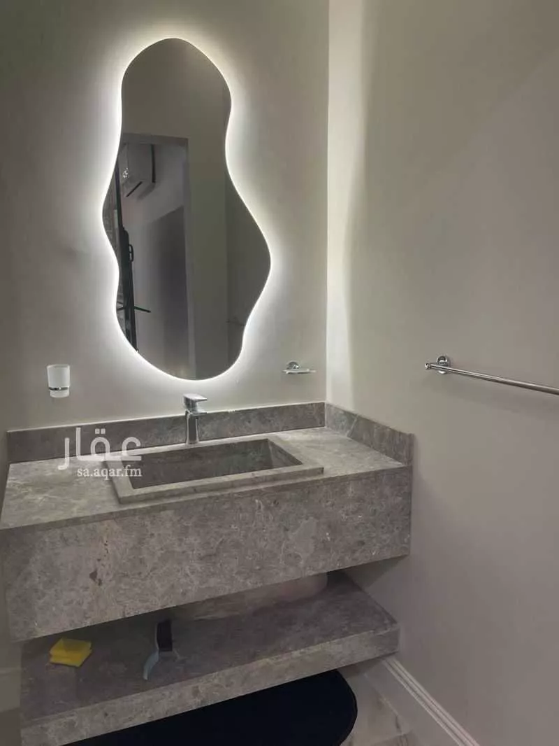 فيلا 6 غرف في الجنادرية 4