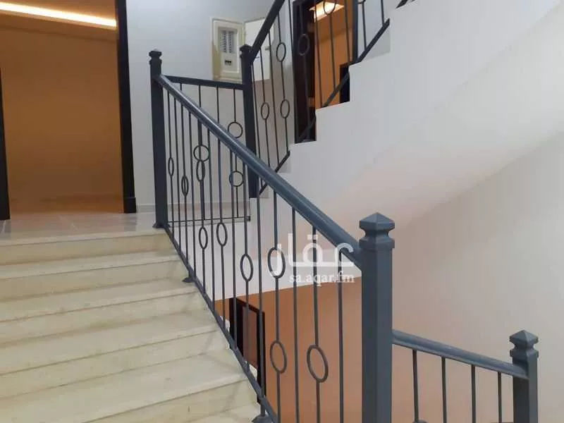 فيلا 7 غرف في النرجس 5