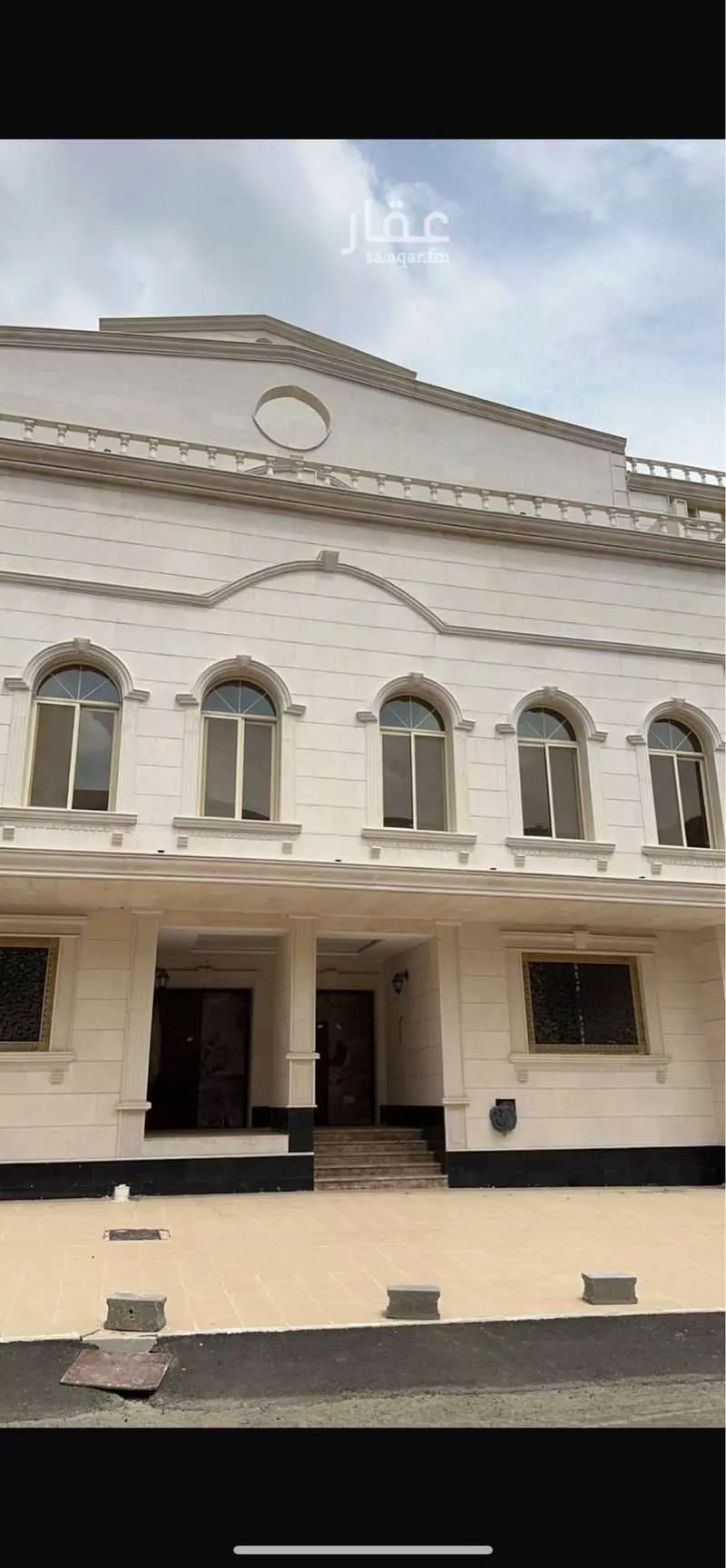 عمارة 900 م² في العوالي 1