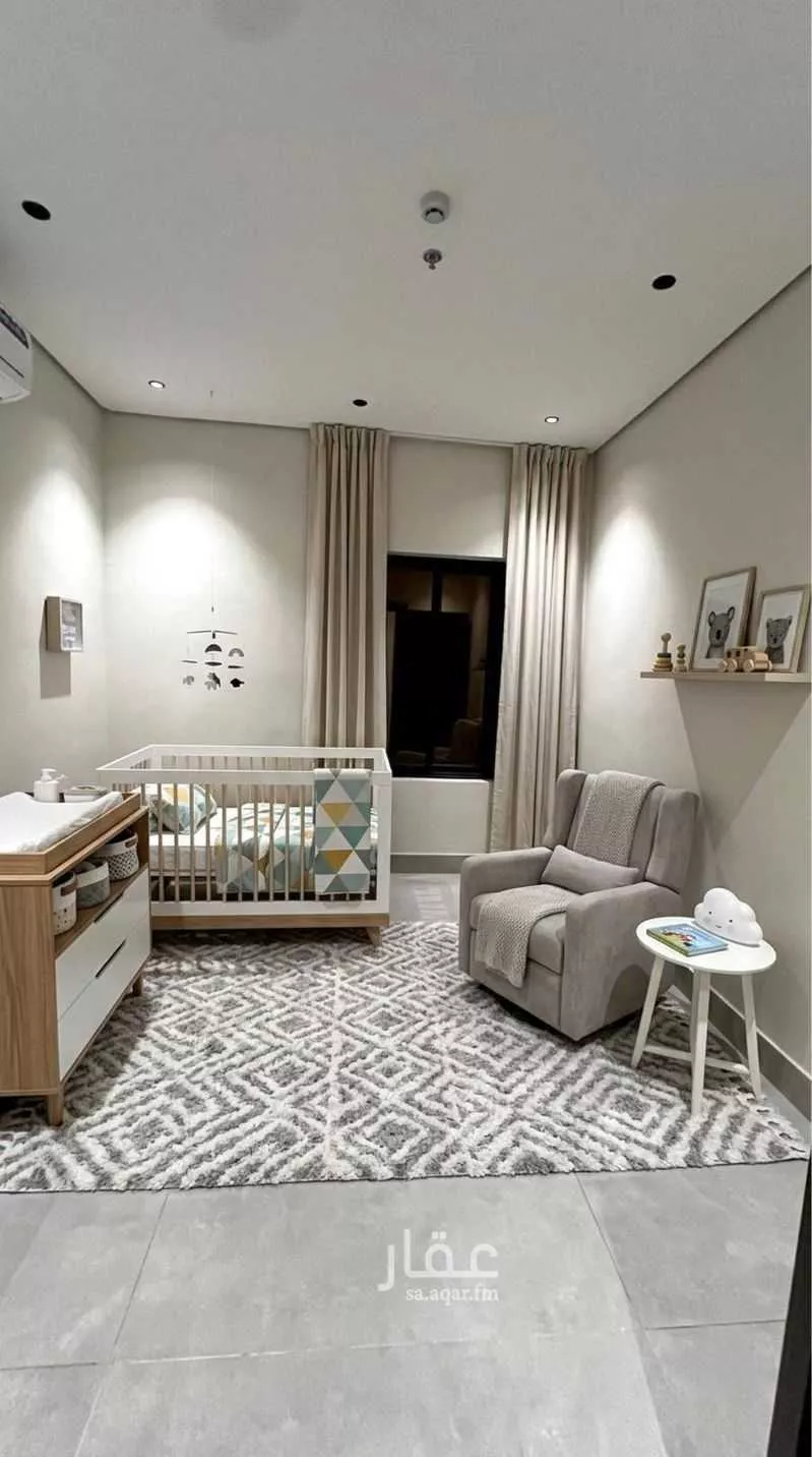 شقة 3 غرف في الحمرا 1