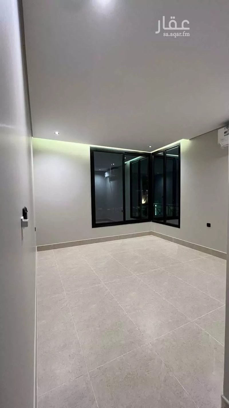 شقة 5 غرف في الحمرا 2