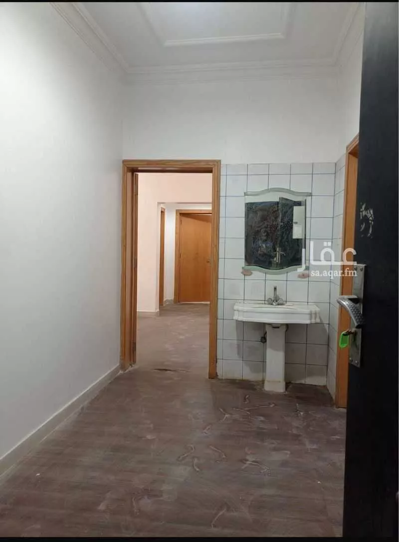 عمارة 750 م² في المونسية 4