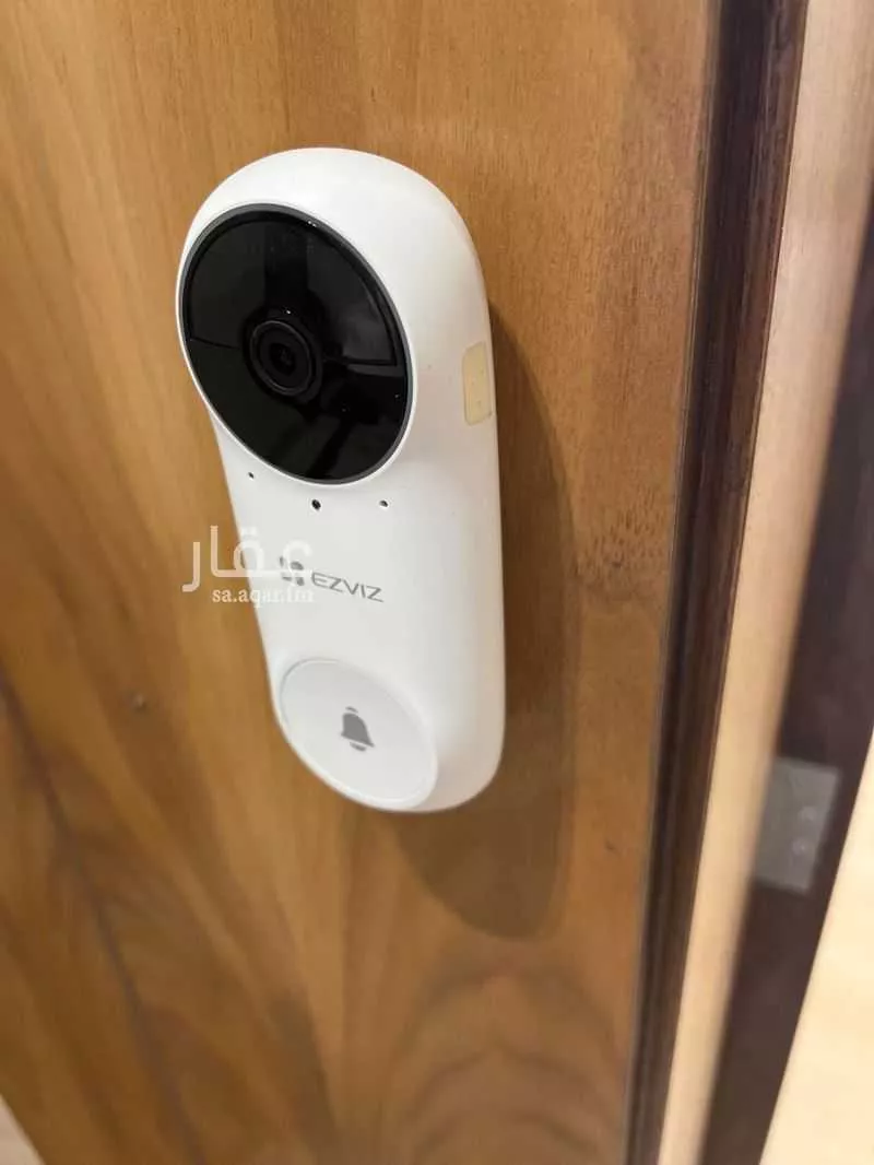 شقة 3 غرف في الحمرا 2