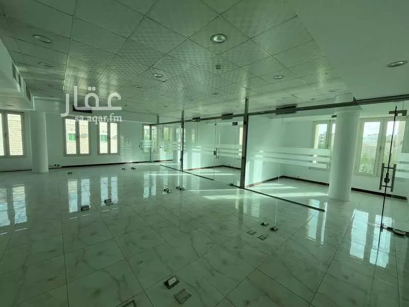 عمارة 625 م² في الملز 2