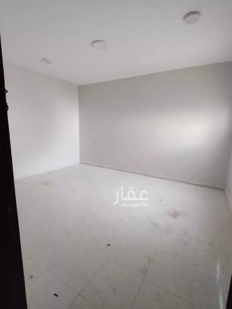 فيلا 15 غرف في سلطانة 3