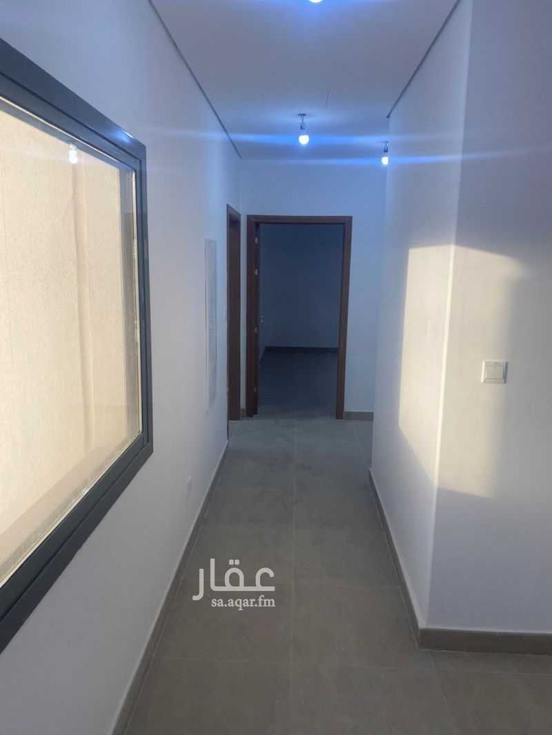8 bedroom villa in Al Aridh, Riyadh 17
