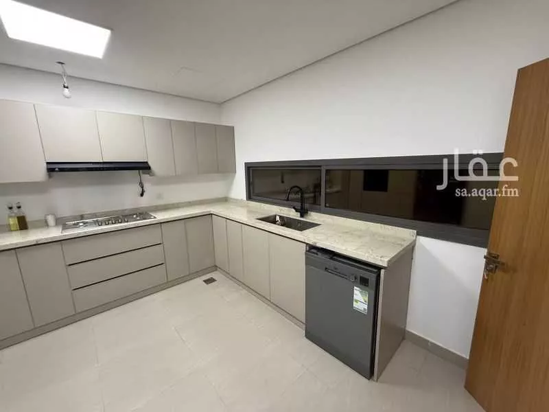8 bedroom villa in Al Aridh, Riyadh 27