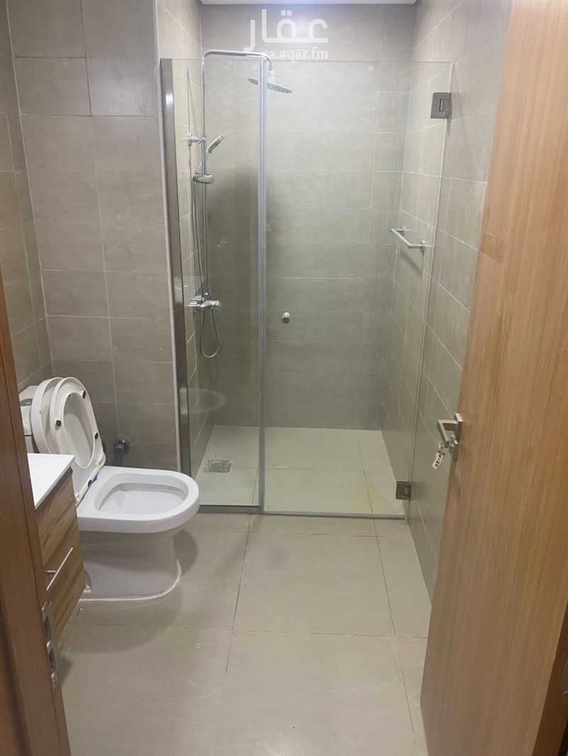 8 bedroom villa in Al Aridh, Riyadh 9