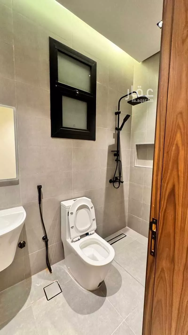 4 bedroom apartment in Dhahrat Al Badiah, Riyadh 13