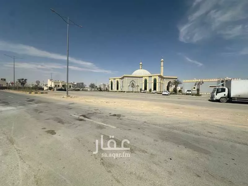 810 sqm land in Al Qairawan 5