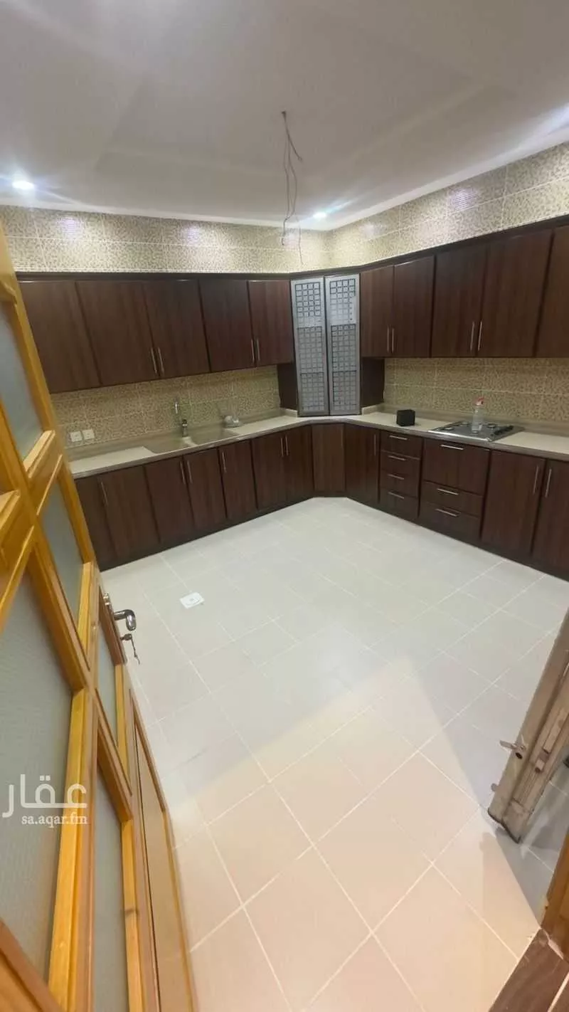 عمارة 900 م² في جدة 2