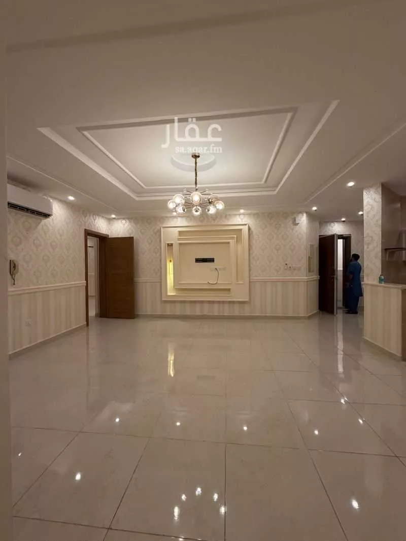 شقة 5 غرف في الصفا 1