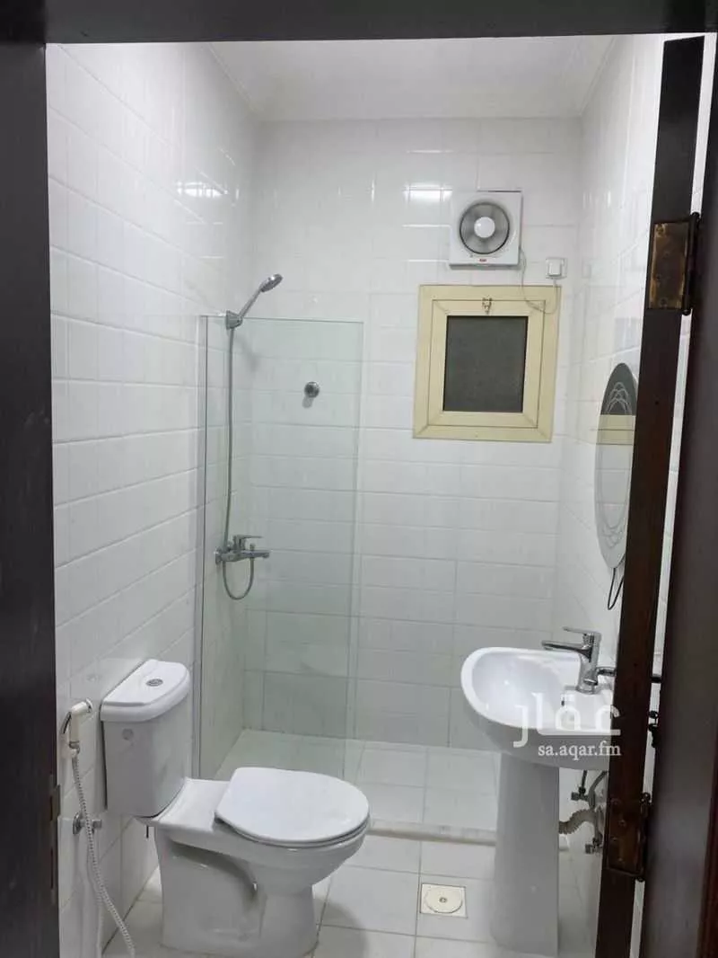 3 bedroom apartment in Al Hamdaniyah, Jeddah 7