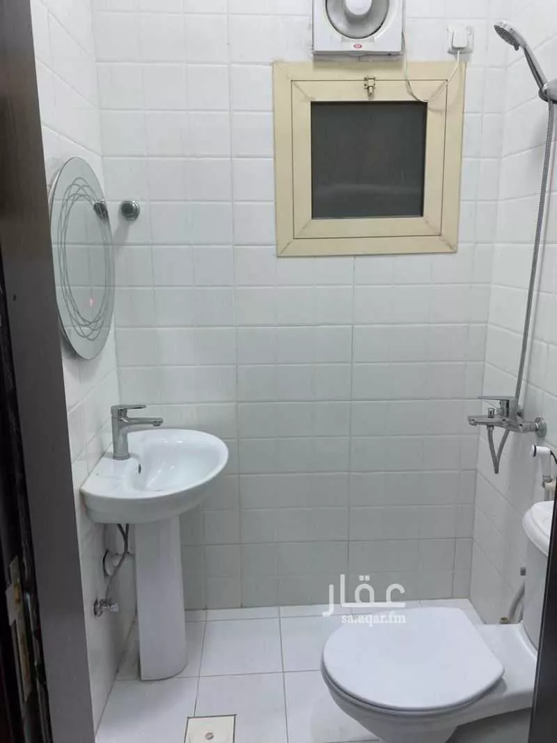 3 bedroom apartment in Al Hamdaniyah, Jeddah 6