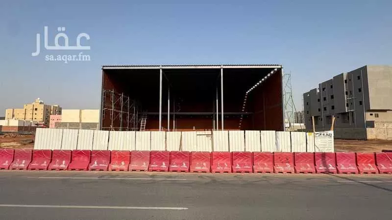 محل 792 م² في الملك فهد 1