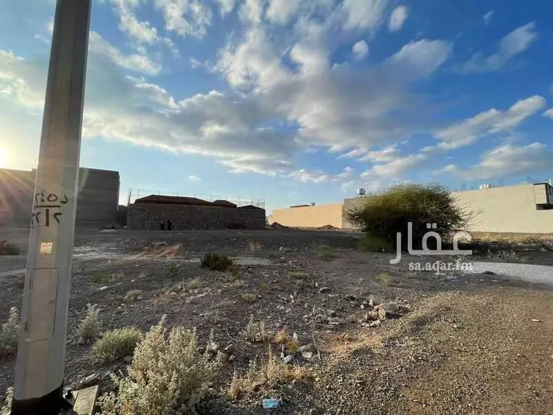 أرض 654 م² في السكة الحديدية 1