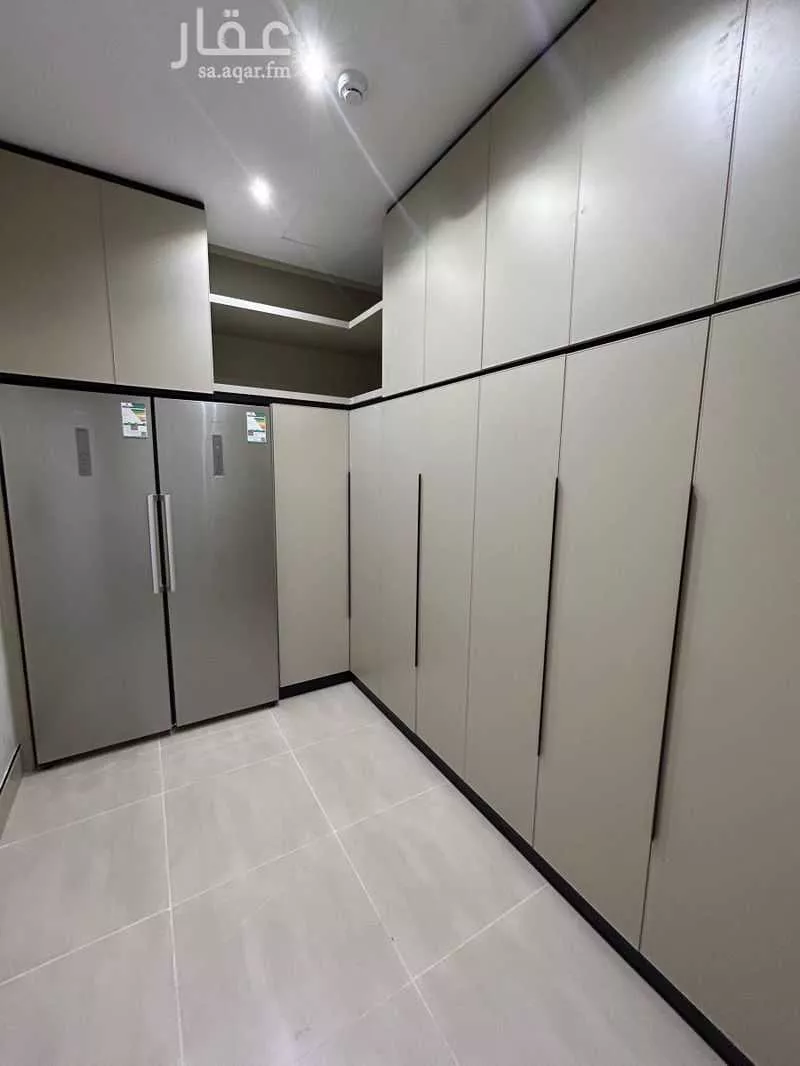 3 bedroom floor in An Nafal 1