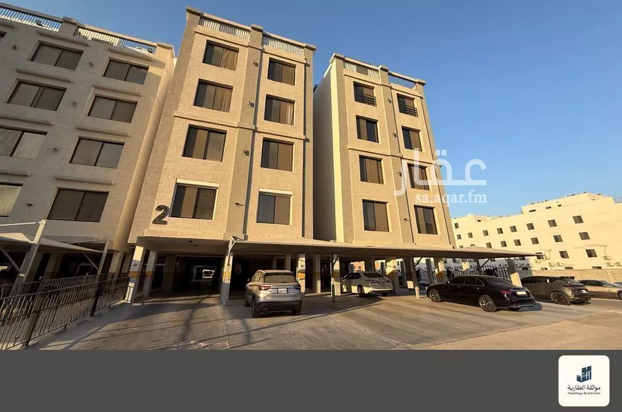 شقة 3 غرف في الحمرا 1