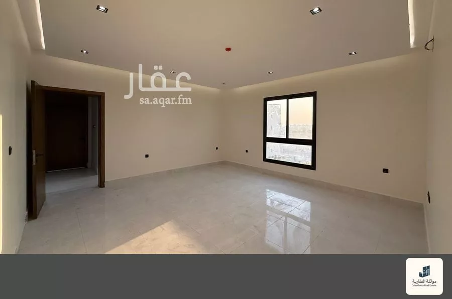 3 bedroom apartment in Al Hamra, Eastern Province 4