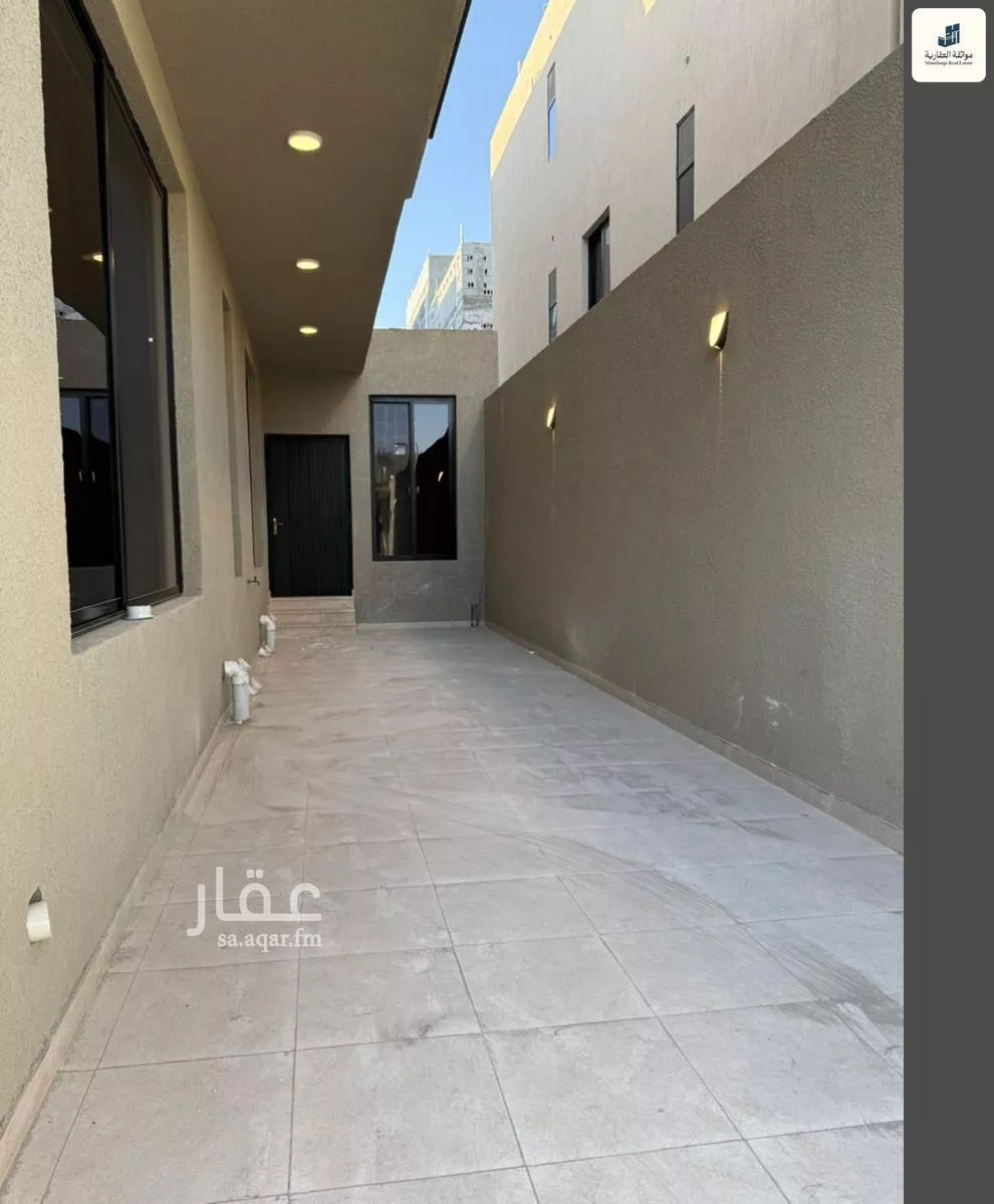 فيلا 5 غرف في الشعلة 4