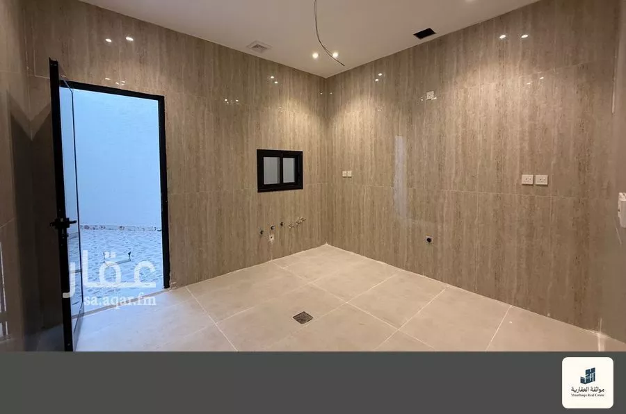 فيلا 5 غرف في الامواج، الدمام 6