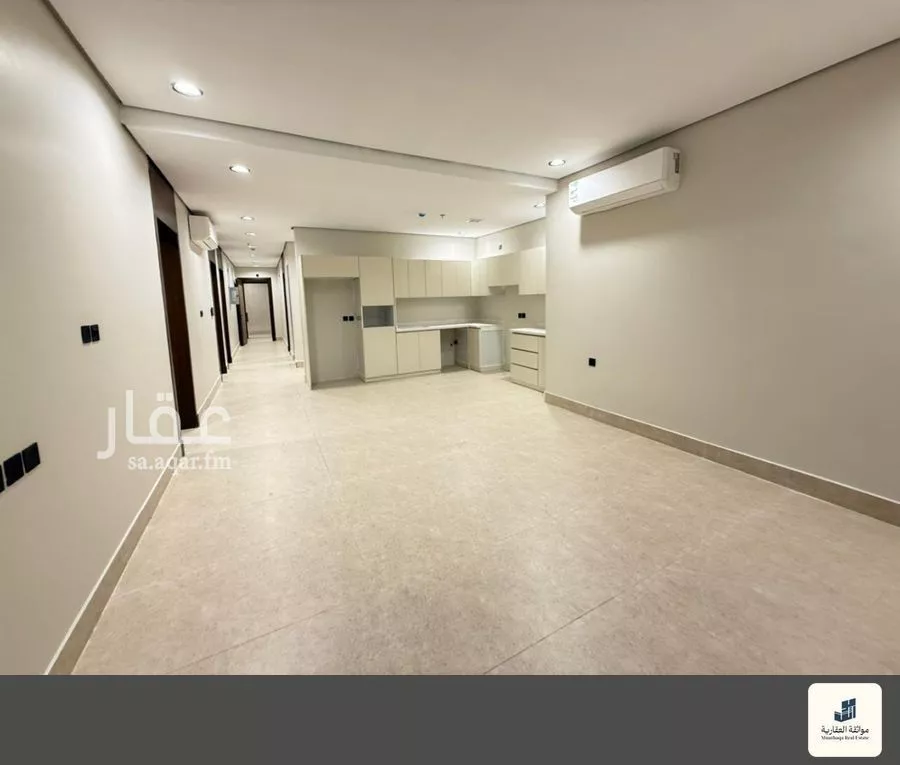 شقة 3 غرف في الحمرا 4