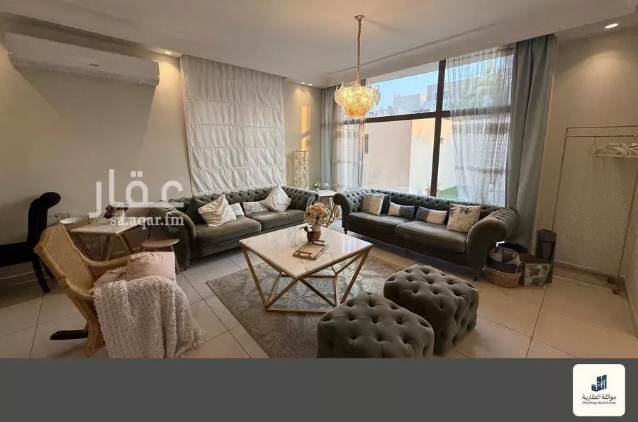 فيلا 5 غرف في الامواج 2