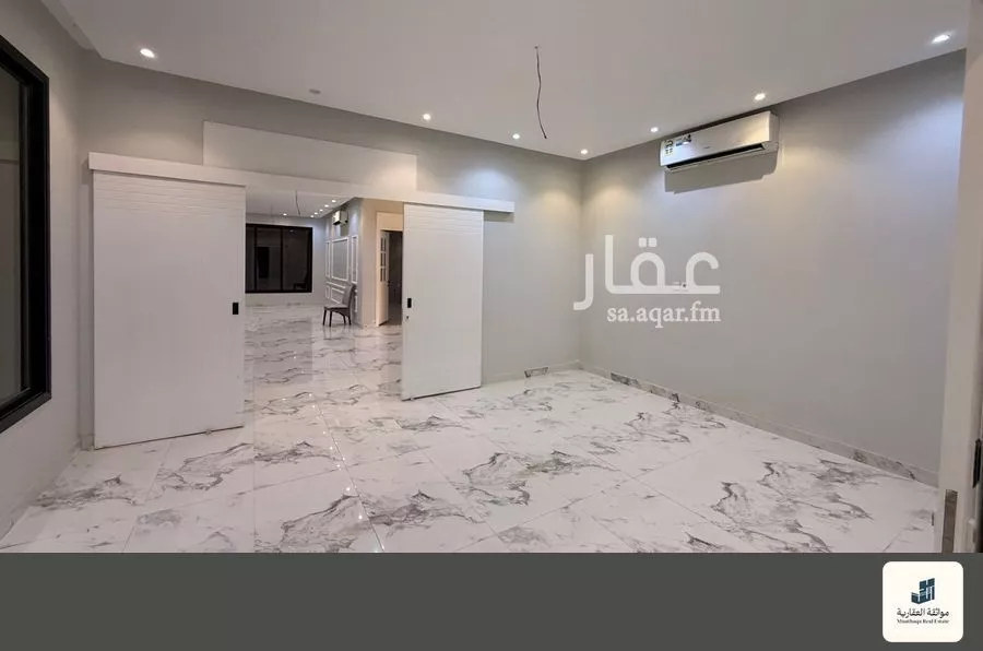 5 bedroom villa in Al Aqiq, Eastern Province 13