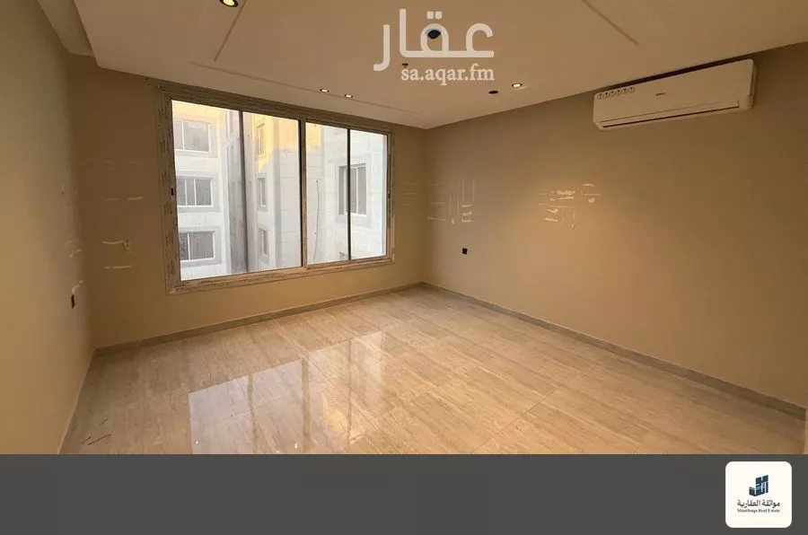 شقة 3 غرف في الحمرا 4