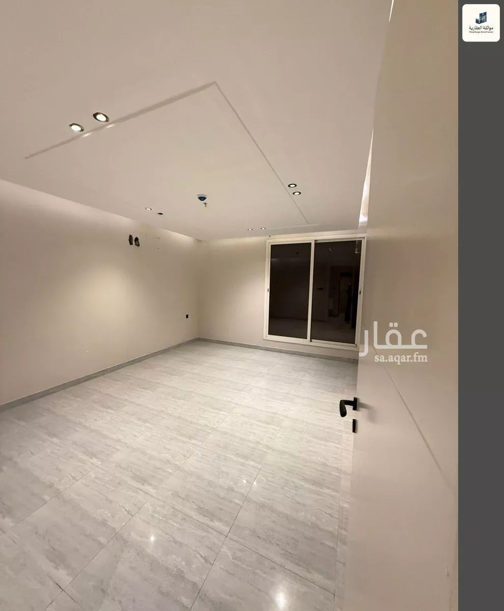 3 bedroom apartment in Al Hamra, Eastern Province 13