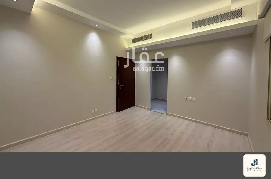 شقة 2 غرف في الحمرا 3