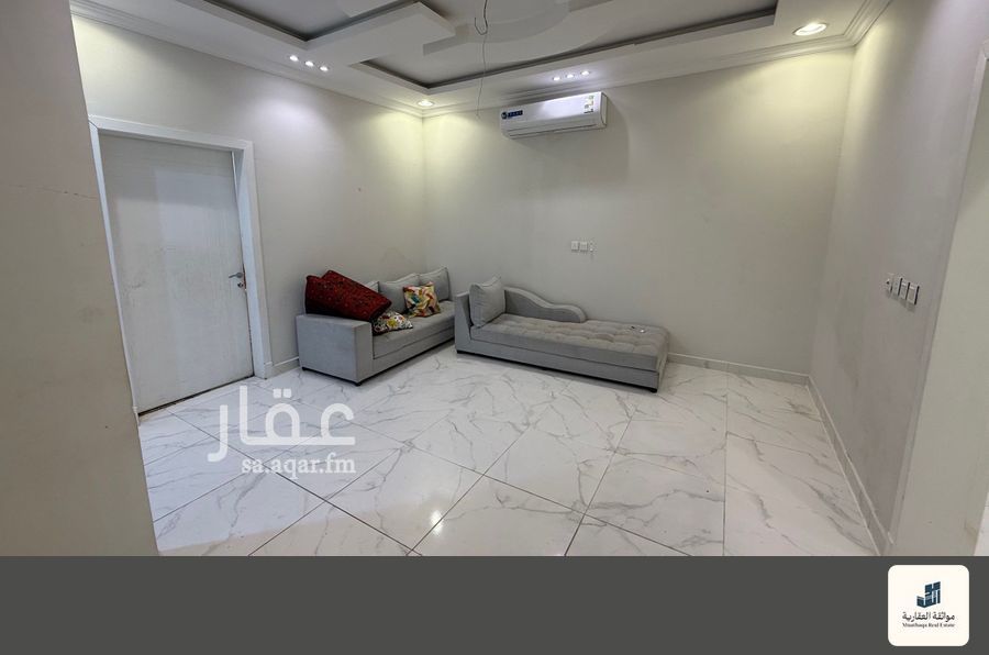 5 bedroom villa in Al Aqiq, Eastern Province 13