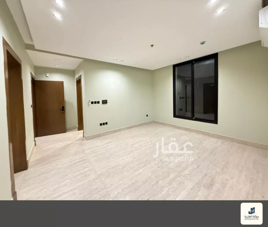 شقة 3 غرف في الحمرا 2