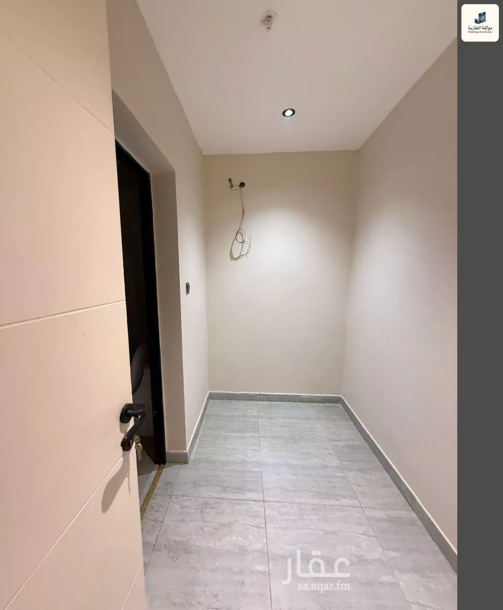 3 bedroom apartment in Al Hamra, Eastern Province 7