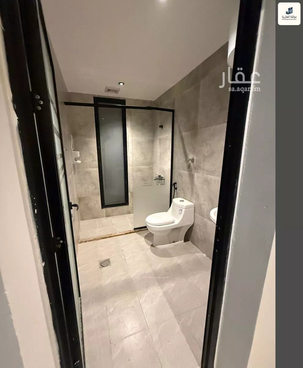 3 bedroom apartment in Al Hamra, Eastern Province 10