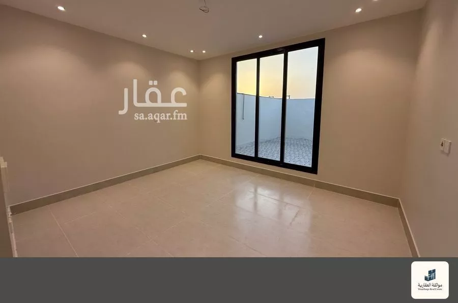 5 bedroom villa in Al Amwaj, Eastern Province 13