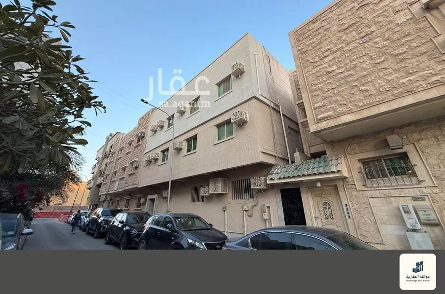 عمارة 302 م² في الخبر الشمالية 1