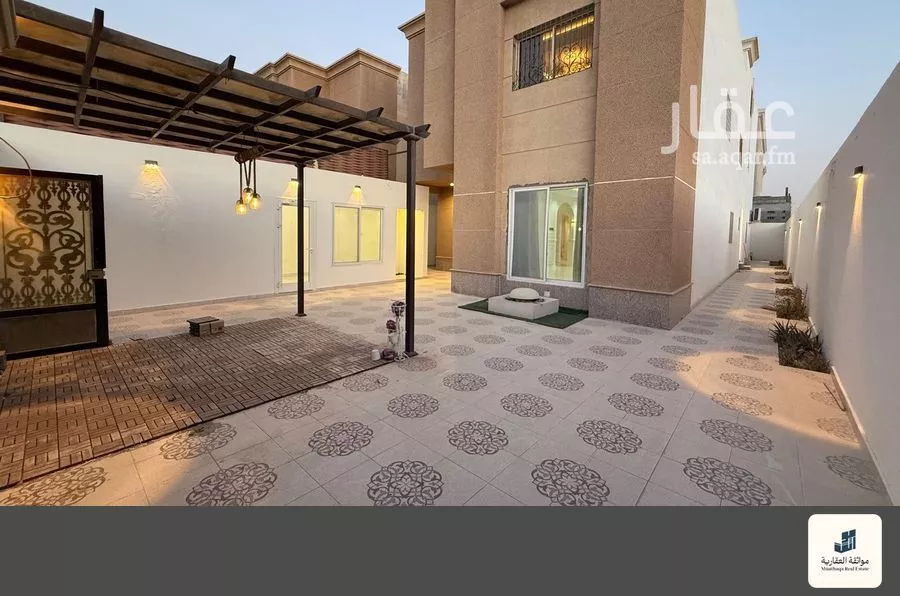 فيلا 6 غرف في التحلية 2